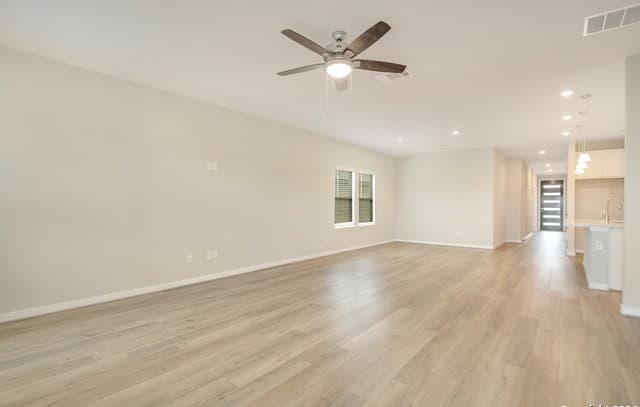rental at 1247  Meyers Mdw in New Braunfels, TX — photo 5
