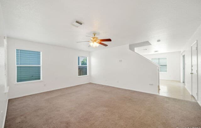 rental at 7  Kenrock Rdg in San Antonio, TX — photo 3