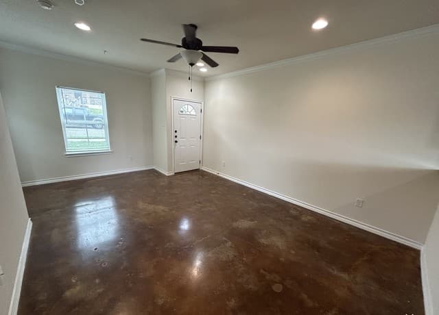 rental at 622  Meadow Arbor Ln Unit 1 in Universal City, TX — photo 4