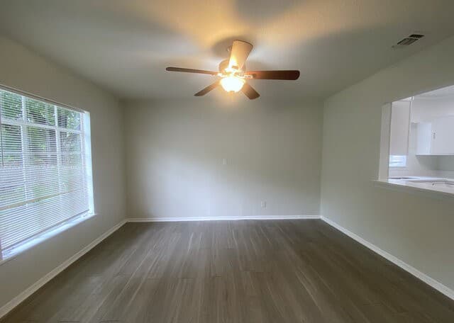 rental at 158  Weizmann St in San Antonio, TX — photo 5