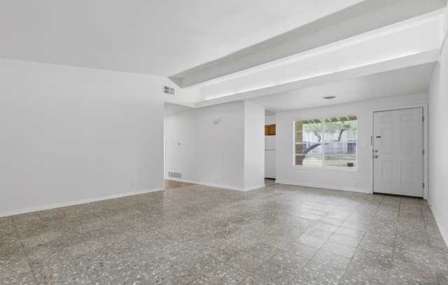 rental at 803  Oblate Dr in San Antonio, TX — photo 5