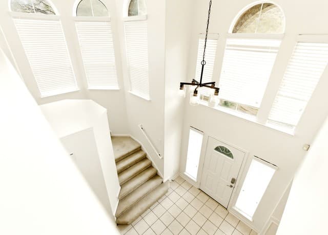 rental at 119  Baythorne in Universal City, TX — photo 4
