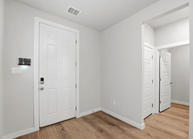 rental at 14340  Iron Knight in San Antonio, TX — photo 5