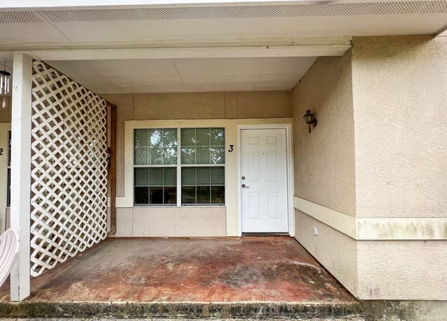 2-bedroom rental at 1080 Rainbow Dr Unit 3 in Spring Branch, TX — photo 1
