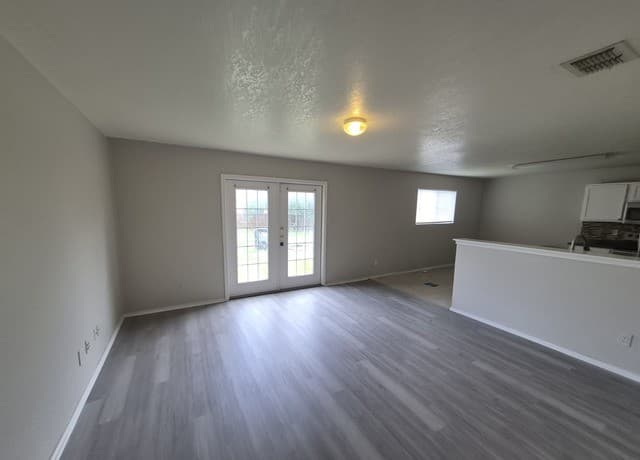 rental at 4526  Safe Harbor in San Antonio, TX — photo 5