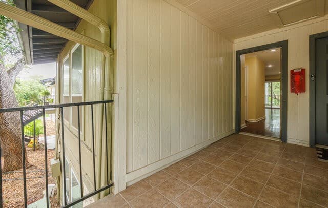 rental at 100  Lorenz Rd Unit 1110 in San Antonio, TX — photo 2