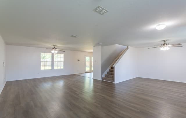 rental at 7711  Windview Way in San Antonio, TX — photo 3