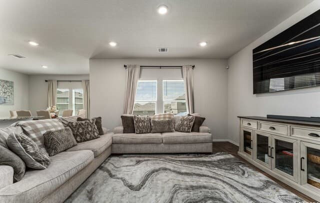 rental at 3127  Keuka Park Dr in San Antonio, TX — photo 2