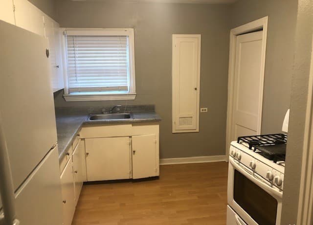 rental at 726 E Grayson St Unit 4 in San Antonio, TX — photo 3