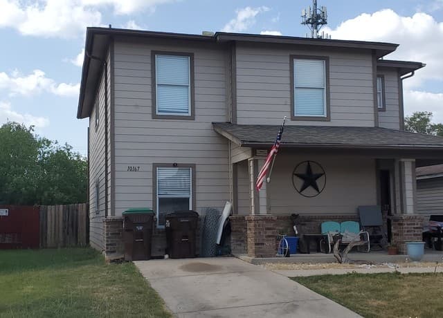 rental at 10167  Sundrop Pass in San Antonio, TX — photo 3
