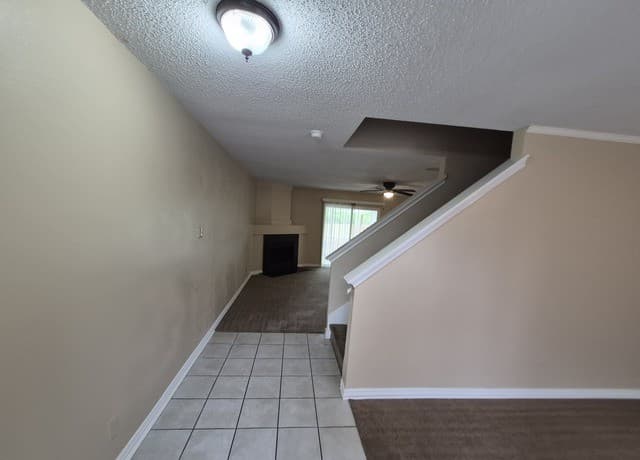 rental at 8007  Chestnut Bluff Dr in Converse, TX — photo 3