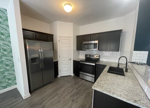 rental at 418  Lockhart in San Antonio, TX — photo 5