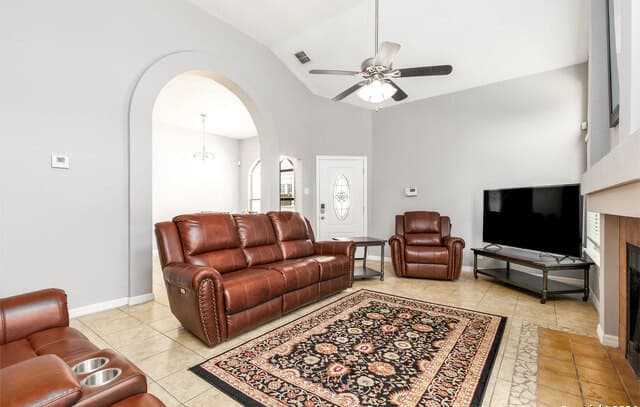 rental at 9330  Village Lance in San Antonio, TX — photo 4