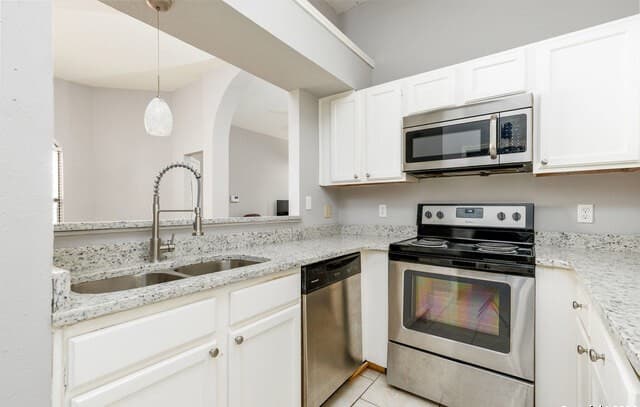 rental at 9330  Village Lance in San Antonio, TX — photo 5