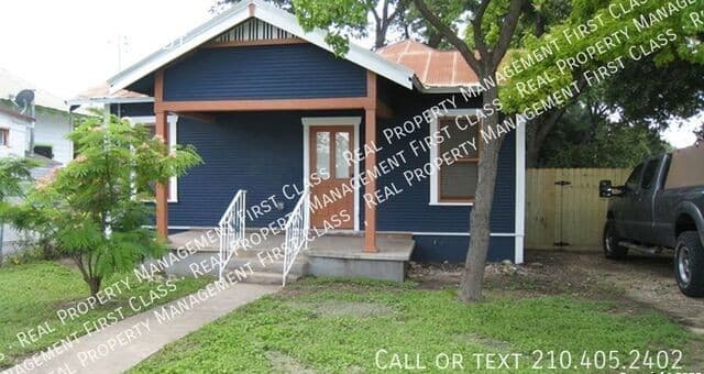 rental at 413  Probandt in San Antonio, TX — photo 1