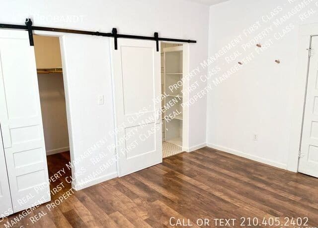 rental at 413  Probandt in San Antonio, TX — photo 4