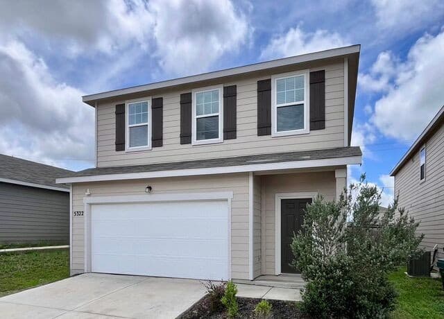 rental at 5322  Flying Hooves in San Antonio, TX — photo 2