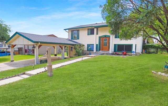 rental at 3814  Gayle Ave in San Antonio, TX — photo 2