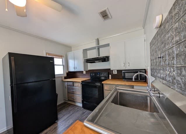 rental at 890  Josephine St in New Braunfels, TX — photo 5