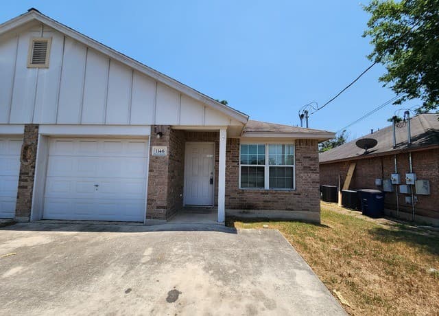 rental at 1146  Misty Acres Dr in New Braunfels, TX — photo 1
