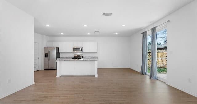 rental at 5518  Fossil Way in San Antonio, TX — photo 3