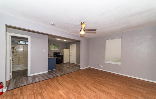 rental at 508  Bee St in San Antonio, TX — photo 4