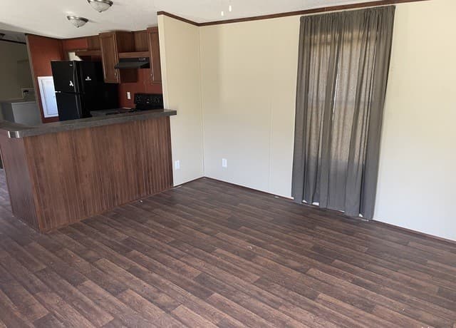 rental at 224  Oak View Dr in La Vernia, TX — photo 3