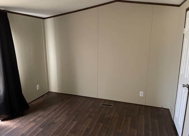 rental at 224  Oak View Dr in La Vernia, TX — photo 4