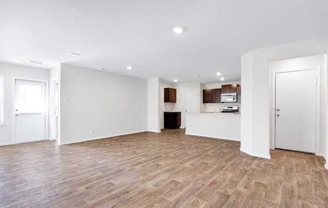 rental at 13512  Waxman Spark in San Antonio, TX — photo 4
