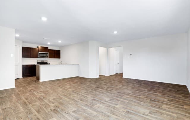 rental at 13512  Waxman Spark in San Antonio, TX — photo 5
