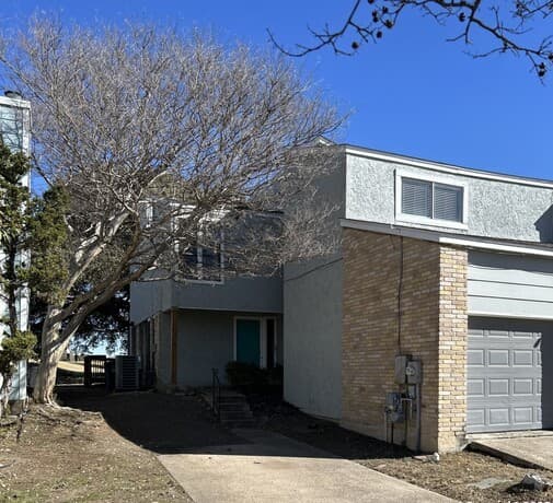 rental at 12619  Woodbrace St in San Antonio, TX — photo 4