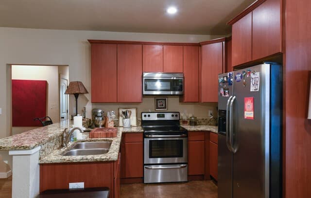 rental at 639  Bluffside in New Braunfels, TX — photo 4