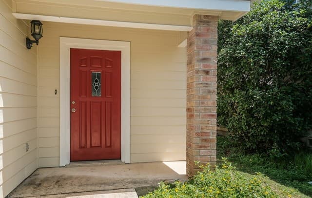 rental at 12427  Silver Mine in San Antonio, TX — photo 3
