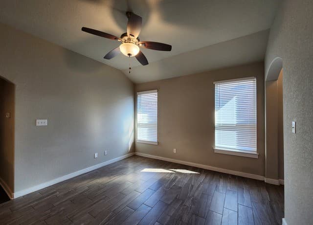 rental at 549  Creekside Frst in New Braunfels, TX — photo 4