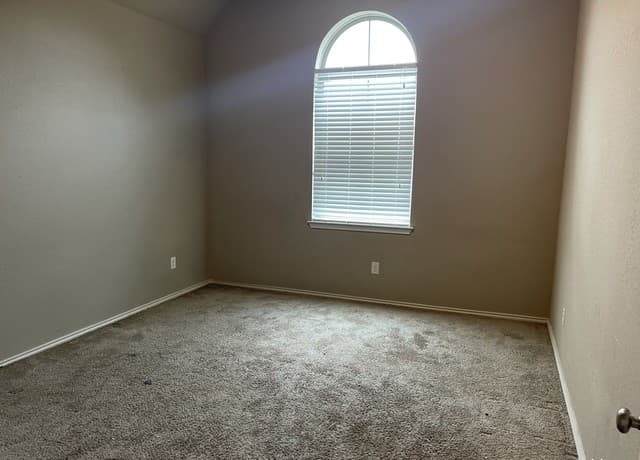 rental at 14366  Palomino Pl in San Antonio, TX — photo 4
