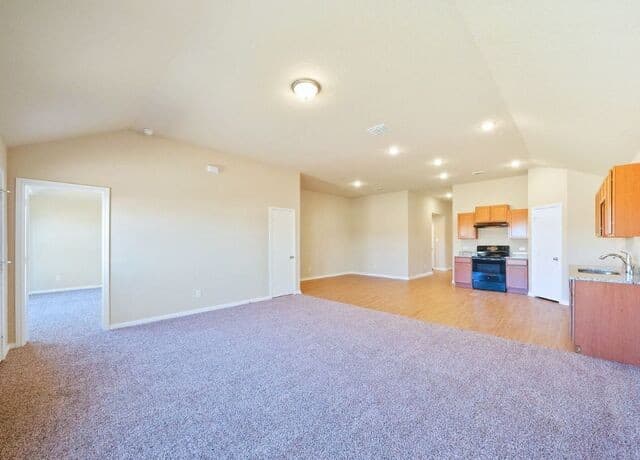 rental at 7765  Champion Crk in San Antonio, TX — photo 4