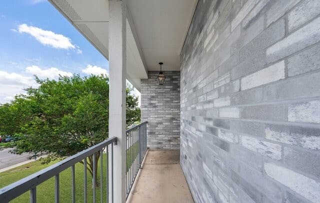 rental at 518  Dukeway Unit 3 in Universal City, TX — photo 2
