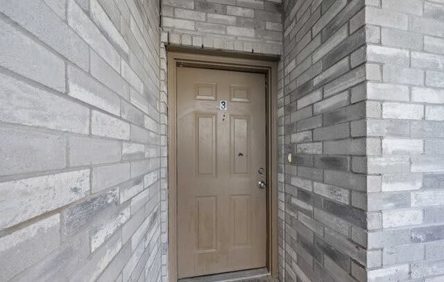 rental at 518  Dukeway Unit 3 in Universal City, TX — photo 3