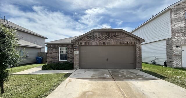 rental at 15115  Harbor Lndg in Von Ormy, TX — photo 1