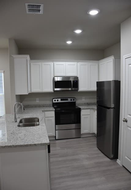 rental at 8911  Fm 1560 N Unit 101 in San Antonio, TX — photo 3