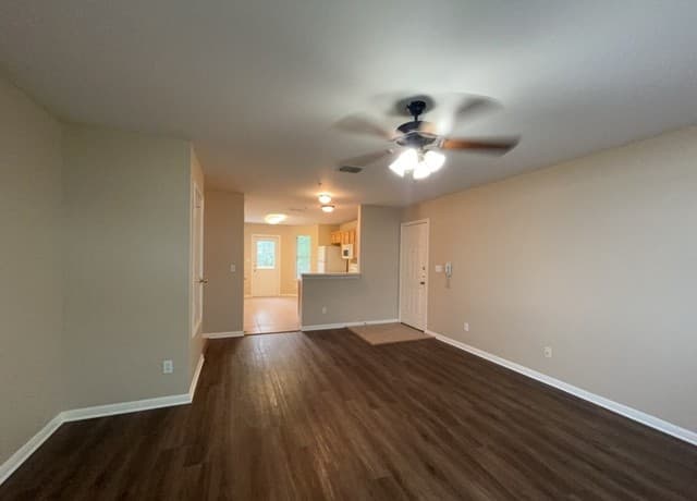 rental at 3143  Douglas Fir Dr in New Braunfels, TX — photo 4