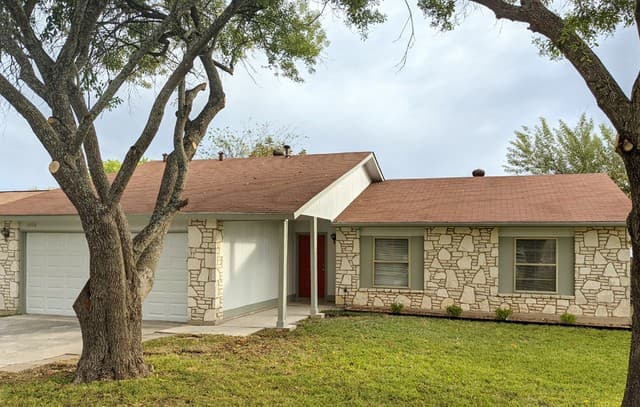 rental at 10318  Cone Hill Dr in San Antonio, TX — photo 1