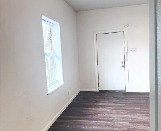 rental at 2979  Martin Luther King Dr Unit 1 in San Antonio, TX — photo 4