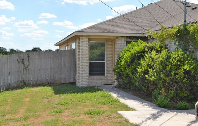 rental at 2744  Fm 1044 Unit 2744 in New Braunfels, TX — photo 1