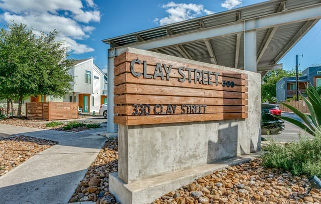 rental at 330  Clay Unit 24 in San Antonio, TX — photo 3