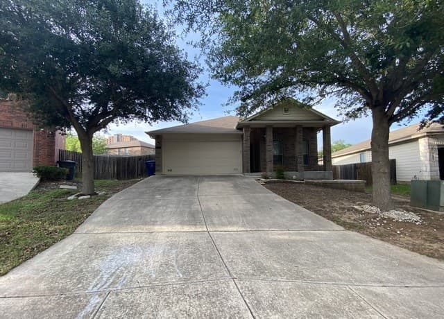 rental at 7811  Fort Allen in San Antonio TX