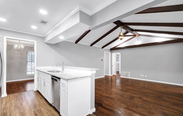 rental at 5702  Charlie Chan Dr in San Antonio, TX — photo 4