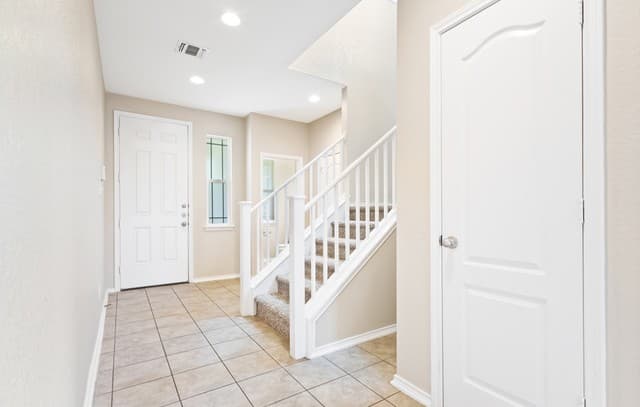 rental at 5114  Mustang Cv in San Antonio, TX — photo 4