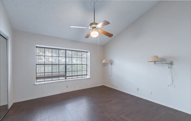 rental at 11815  Vance Jackson Unit 2404 in San Antonio, TX — photo 4