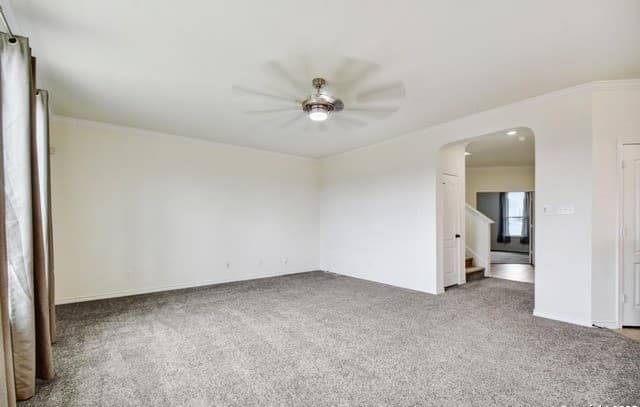 rental at 3302  Uresti Flds in Converse, TX — photo 4